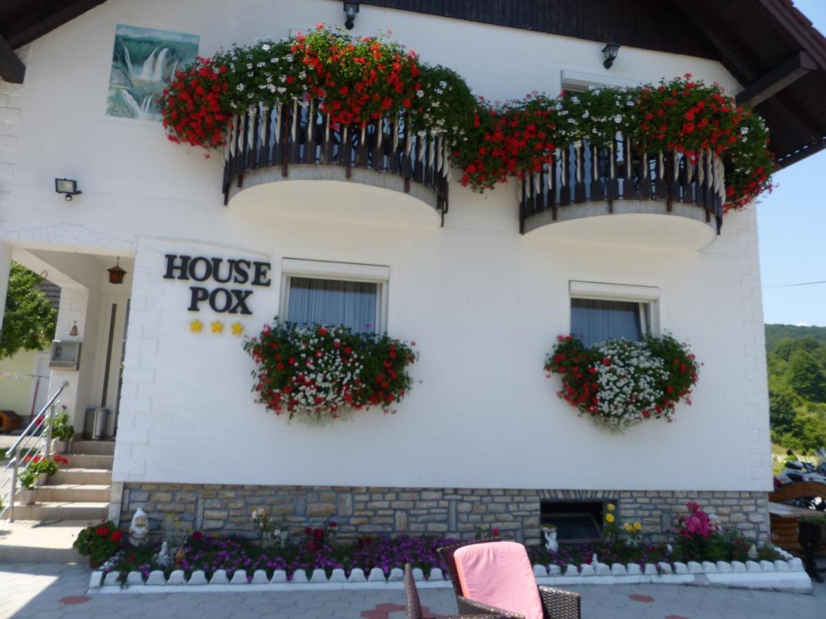 House Pox Hotel Plitvicka Jezera Exterior photo